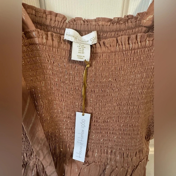 NWT House of Harlow 1960 Corinne Shirred Ruffled dress. Size Medium. - Picture 3 of 4